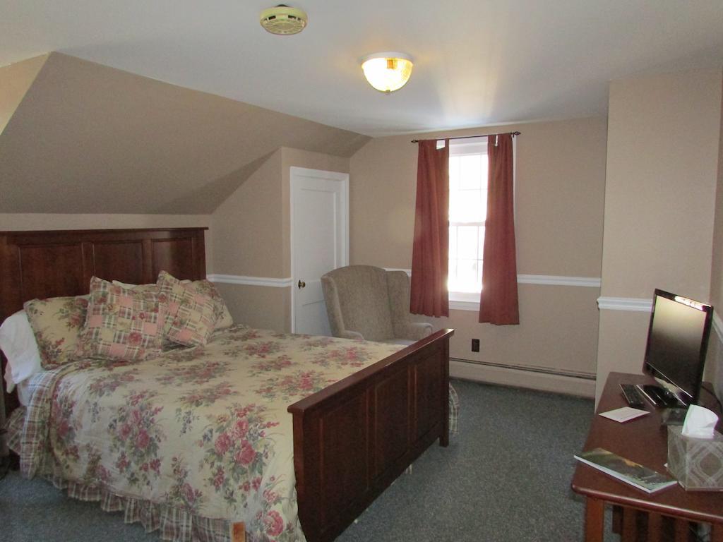 Curtis House 호텔 우드버리 객실 사진